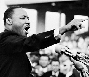 Martin Luther King predikar